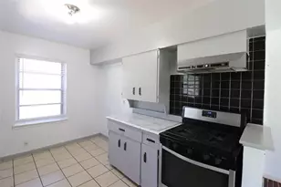 9107 Rustown Dr, Dallas, TX 75228 - Photo 8