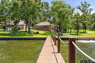3522 S Island Dr, Chandler, TX 75758 - Photo 2