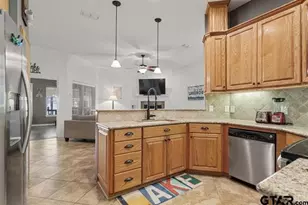 3522 S Island Dr, Chandler, TX 75758 - Photo 10