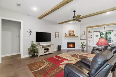 300 Mockingbird Lane, Springtown, TX 76082 - Photo 8