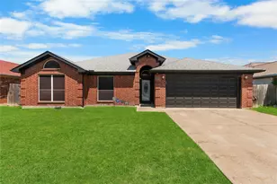 2106 Hickory Wood Trail, Arlington, TX 76018 - Photo 2