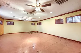9324 Teagarden Rd, Dallas, TX 75217 - Photo 6