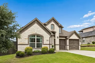 6427 Lake Bluff Drive, Dallas, TX 75249 - Photo 1