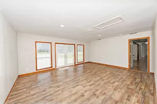 500 W London St, Bowie, TX 76230 - Photo 16