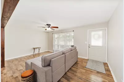 500 W London Street, Bowie, TX 76230 - Photo 12