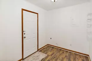 500 W London St, Bowie, TX 76230 - Photo 8
