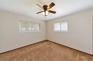 500 W London St, Bowie, TX 76230 - Photo 22