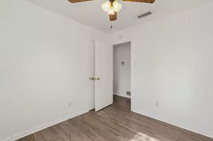 1822 Finley Rd, Irving, TX 75062 - Photo 26
