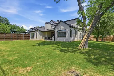 10921 Beauty Lane, Dallas, TX 75229 - Photo 24