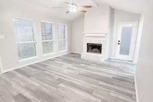 8104 Iris Cir, Fort Worth, TX 76137 - Photo 4