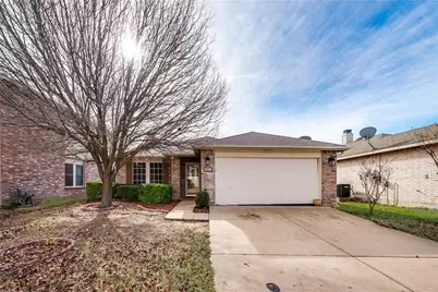 4017 Thoroughbred Trail, Fort Worth, TX 76123 - Photo 2