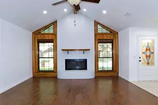 2105 Sonata Ln, Carrollton, TX 75007 - Photo 4