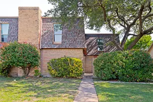 7921-7923 Habersham Ln, Dallas, TX 75248 - Photo 2