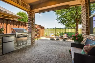 675 Brookstone Dr, Irving, TX 75039 - Photo 36