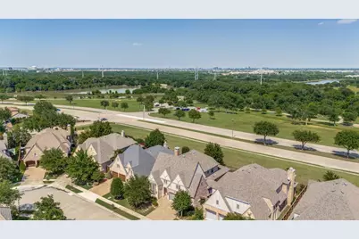 675 Brookstone Drive, Irving, TX 75039 - Photo 38