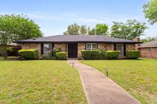 722 Oakbluff Dr, Lancaster, TX 75146 - Photo 1