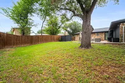 722 Oakbluff Drive, Lancaster, TX 75146 - Photo 36