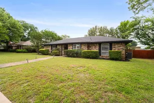 722 Oakbluff Dr, Lancaster, TX 75146 - Photo 40
