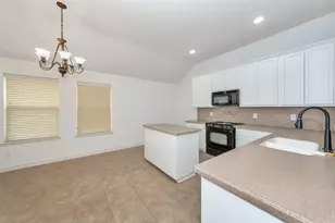 10209 Fossil Valley Dr, Fort Worth, TX 76131 - Photo 22