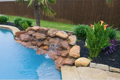 696 Bear Creek Drive, Hurst, TX 76054 - Photo 38
