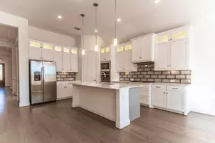 17166 Yellow Bells Dr, Dallas, TX 75252 - Photo 8