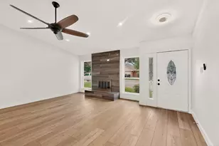 2210 Placid Dr, Carrollton, TX 75007 - Photo 6