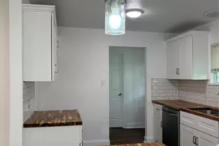 2722 S Adams St, Fort Worth, TX 76110 - Photo 8