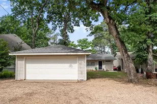 168 Scenic Dr, Mabank, TX 75156 - Photo 2