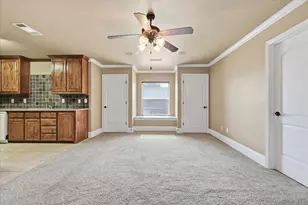 2056 Willow Bend Dr, Oak Leaf, TX 75154 - Photo 32