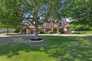 2056 Willow Bend Dr, Oak Leaf, TX 75154 - Photo 36