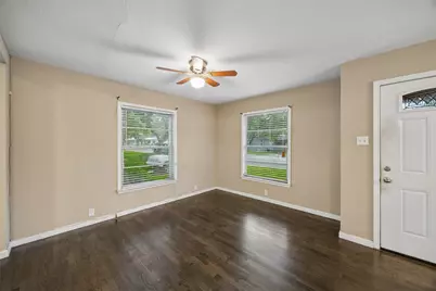 117 Moon Street, Cleburne, TX 76033 - Photo 4