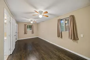 117 Moon St, Cleburne, TX 76033 - Photo 16