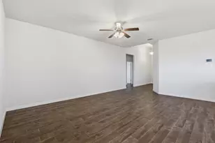 1309 Dublin Dr, Cleburne, TX 76033 - Photo 12