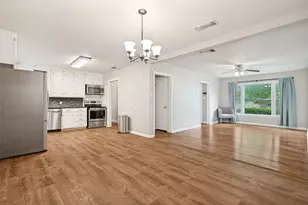 1316 Eastview Dr, Weatherford, TX 76086 - Photo 2
