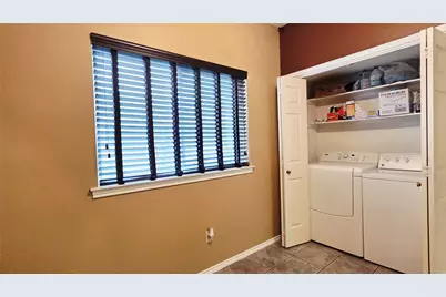 2122 Arbor Creek Drive, Carrollton, TX 75010 - Photo 8
