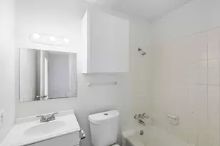2637 W Randol Mill Rd, Arlington, TX 76012 - Photo 14