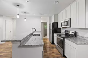 4713 Driskell Blvd, Fort Worth, TX 76107 - Photo 6
