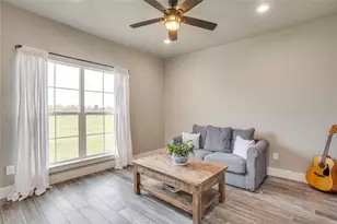 1024 Monarch Ct, Poolville, TX 76487 - Photo 26