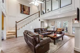 3706 Oakridge Cir, Garland, TX 75040 - Photo 4