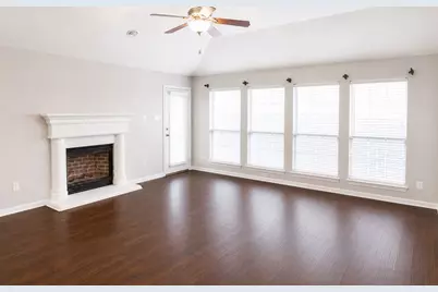 8833 Sunset Trace Drive, Fort Worth, TX 76244 - Photo 4