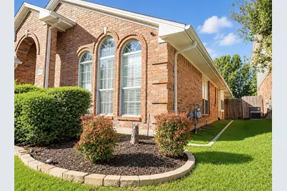 8833 Sunset Trace Drive, Fort Worth, TX 76244 - Photo 2
