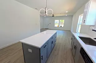 264 10th St NE, Paris, TX 75460 - Photo 24