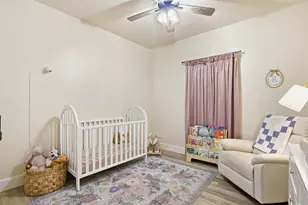916 Devils River Dr, Granbury, TX 76048 - Photo 26