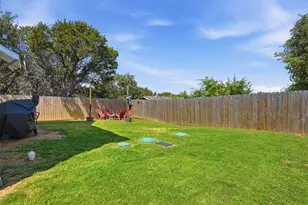 916 Devils River Dr, Granbury, TX 76048 - Photo 30