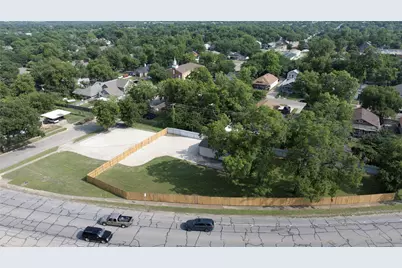 1264 E Maddox Avenue, Fort Worth, TX 76104 - Photo 12