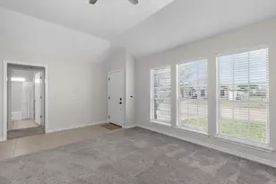 6027 Oakmont Dr, Wichita Falls, TX 76310 - Photo 6