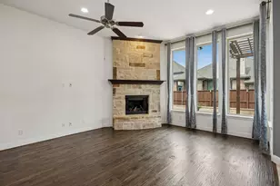 404 Warwick Blvd, Lewisville, TX 75056 - Photo 6