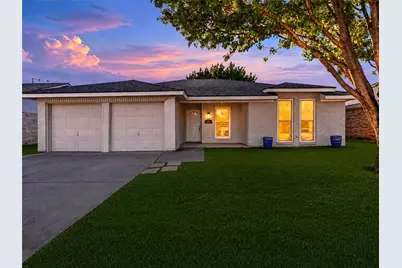 7932 Berrybrook Drive, Watauga, TX 76148 - Photo 2