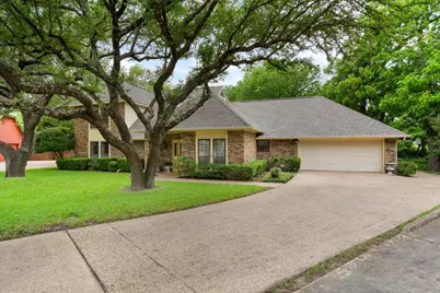 121 Nicklaus Nook, Lancaster, TX 75146 - Photo 2