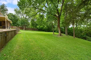 121 Nicklaus Nook, Lancaster, TX 75146 - Photo 32